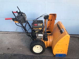 lot 9 image: Cub Cadet 3X 30 HD Three Stage Power Snow Blower