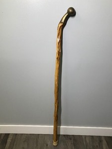 lot 355 image: Willow Cane with Brass Handle