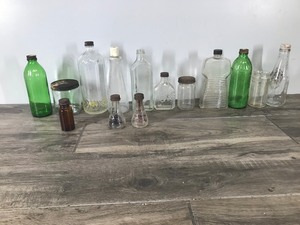 lot 360 image: Lot of Vintage Bottles