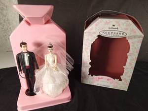 lot 161 image: 1997 Hallmark Barbie and Kens Wedding Day ornament