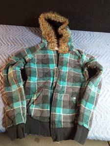 lot 177 image: Roxy jacket with hood