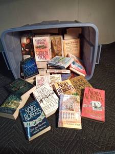 lot 202 image: Tote of Nora Roberts books