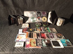 lot 235 image: Lot of CDs and CD cases full
