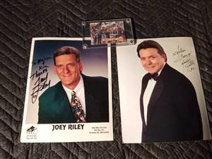 lot 234 image: 1993 Signed Country Gold trading card - Asleep at the wheel, signed photo of Joey Riley and signed Mickey Gilley photo