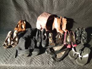 lot 236 image: Lot of shoes and boots