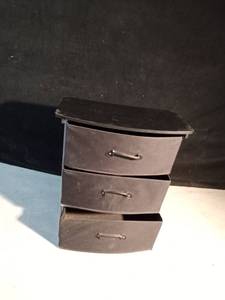 lot 188 image: 3 drawer storage organizer - Cloth drawers