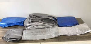 lot 390 image: 4 Tarps and 2 Sun Visers for Car Windows