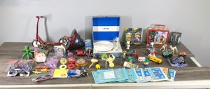 lot 410 image: Toys and More - Wizard of Oz Lunch Pail - Miniature Transformers - McDonald Beanie Babies - and More
