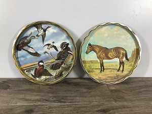 lot 433 image: 2 - Vintage Metal Trays - Horse and Ducks