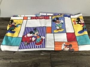 lot 434 image: Walt Disney Mickey Mouse Blanket