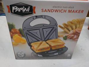 lot 29 image: Parini Sandwich Maker...