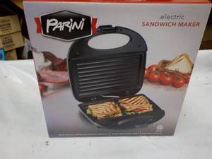 lot 37 image: Parini Sandwich Maker...