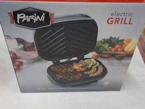 lot 48 image: Parini Grill...