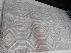 lot 131 image: Off the Loom Accent Rug 30 x 45...