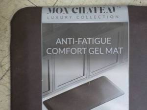 lot 141 image: Mon Chateau Anti-Fatigue Comfort Ge...
