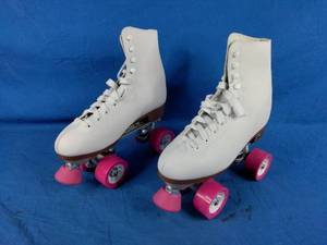 New Chicago Skates Ladies  Girls Rink Roller Skate, Size 8 White