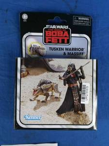Disney Star Wars TVC Book of Boba Fett Tusken Warrior &amp Massiff
