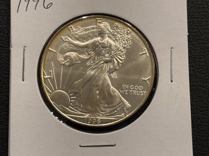 lot 85 image: 1996 Silver Eagle