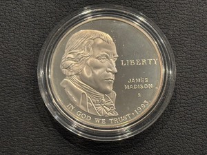 lot 86 image: 1993-S Madison Silver Dollar Proof