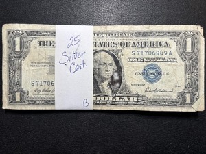 lot 2 image: 25 $1 Dollar Silver Certificates
