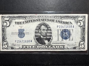 lot 4 image: 1934 C Blue Seal $5 Silver Certificate