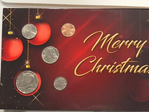 lot 56 image: 2022 Christmas Coin Set