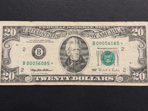 lot 59 image: 1995 Green Seal $20 Dollar Federal Reserve Star Note Triple 0 Low Serial Number