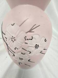 lot 11 image: Hall Cherry Blossom Vase