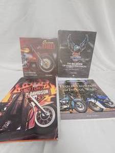 lot 138 image: Harley Davidson Book Lot