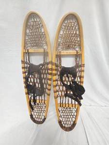 lot 151 image: Snowshoes