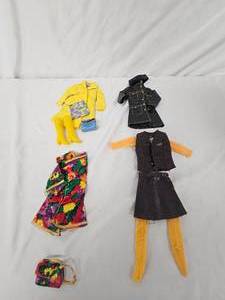 lot 200 image: Barbie Clothes