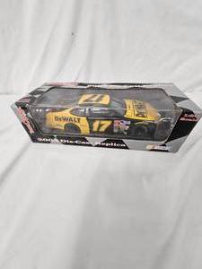 lot 237 image: Nascar 2003 DeWalt Replica