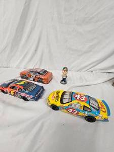 lot 238 image: Die Cast Race Cars Nascar Bobble Head