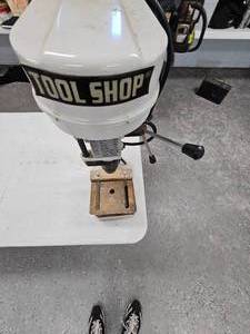 lot 259 image: Tool Shop Drill Press