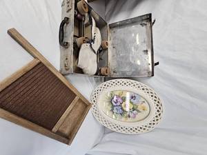 lot 279 image: Roller Skates and Washboard