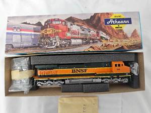 lot 300 image: BNSF miniature train