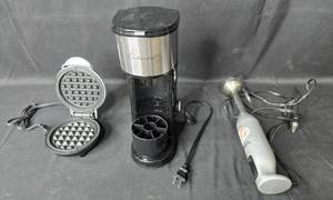lot 24 image: Cuisinart Smart Stick and Waffle Maker Kitchen Appliance and more