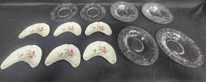 lot 52 image: Set of 6 Floral Design Glass and 6 Ceramic Servers