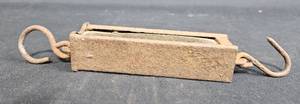 lot 111 image: Vintage Mechanical Scale with Capacity of 50 lbs