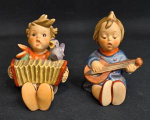 lot 57 image: Two Goebel Figurines of Children Playing Musical Instruments - Vintage Collectibles