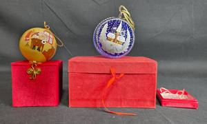 lot 64 image: Collection of Holiday Ornaments and Decorative Pieces - Includes 2000 Glass Ornament, 2023 Crystal Ornament, and More