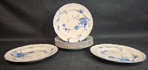 lot 90 image: Set of 8 Nikko French Country Antoinette Blue Plates