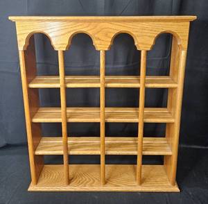 lot 118 image: Vintage Oak Wood Display Shelf - 28 H x 25 W x 6 D