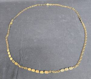 lot 95 image: Gold Tone Link Necklace with Unique Hexagonal Design
