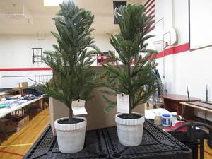 Set of 2 Hearth & Hand with Magnolia - 28 inch Artificial Tree