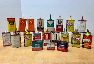 lot 188 image: Large Lot of Vintage Smaller Advertising Handy Oiler Oil Cans