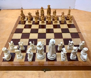 lot 230 image: Excellent Carved Chess Set 