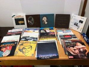 lot 234 image: Lot of Assorted Vinyl Records