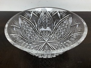 lot 258 image: Beautiful Waterford Crystal Serving Bowl