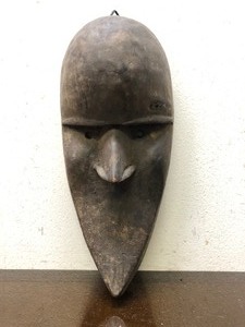 lot 282 image: Vintage Hand Carved African Dan Mask